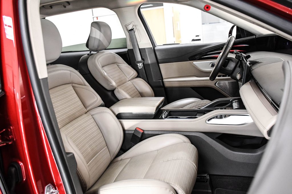 2024 Lincoln Nautilus in Brossard, Quebec - 19 - w1024h768px