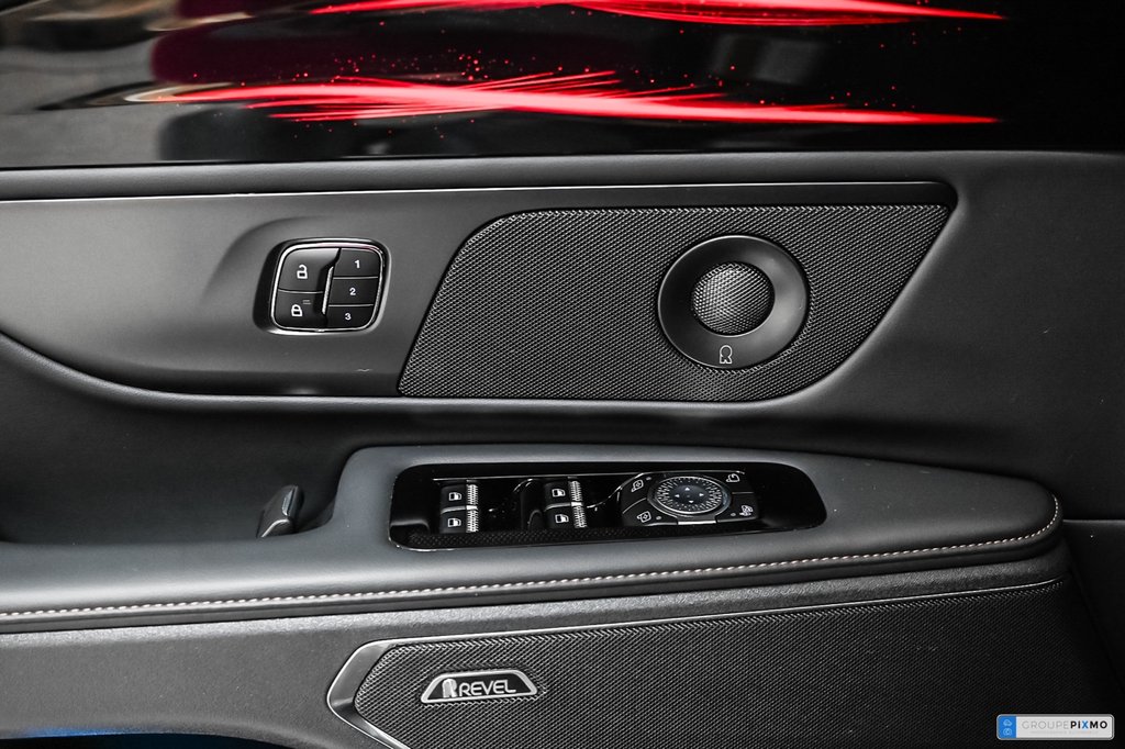 Lincoln Nautilus Premiere 102A | AWD | SPÉCIAL DÉMO 2.99% |JETPACK 2025 à Brossard, Québec - 22 - w1024h768px