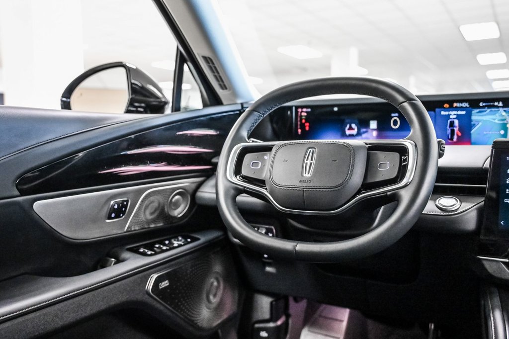 2026 Lincoln Nautilus in Brossard, Quebec - 34 - w1024h768px