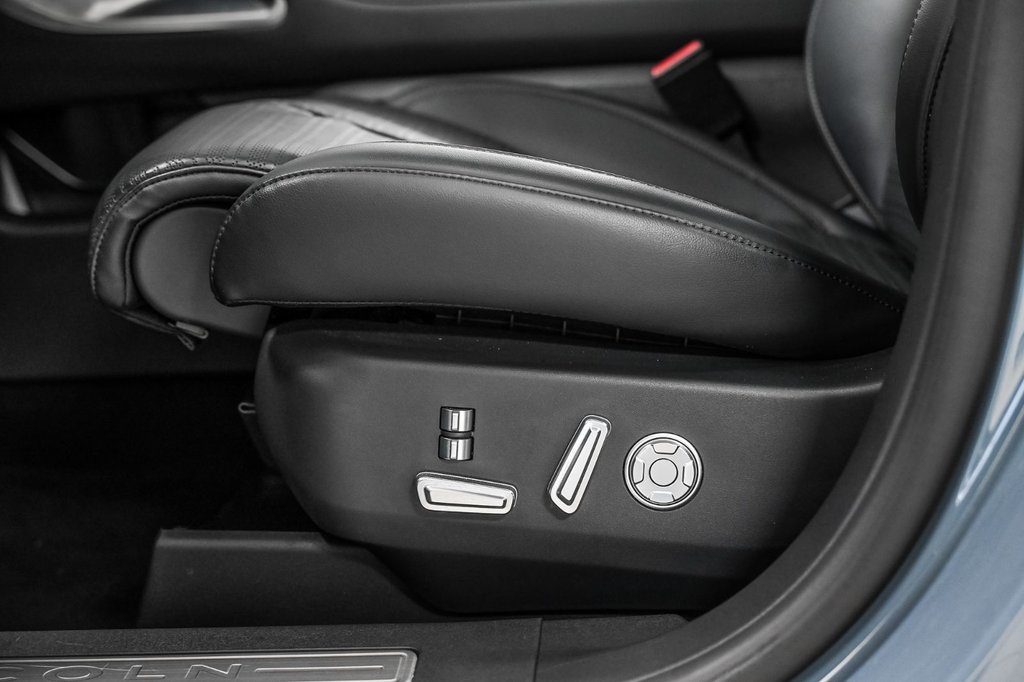 2026 Lincoln Nautilus in Brossard, Quebec - 20 - w1024h768px