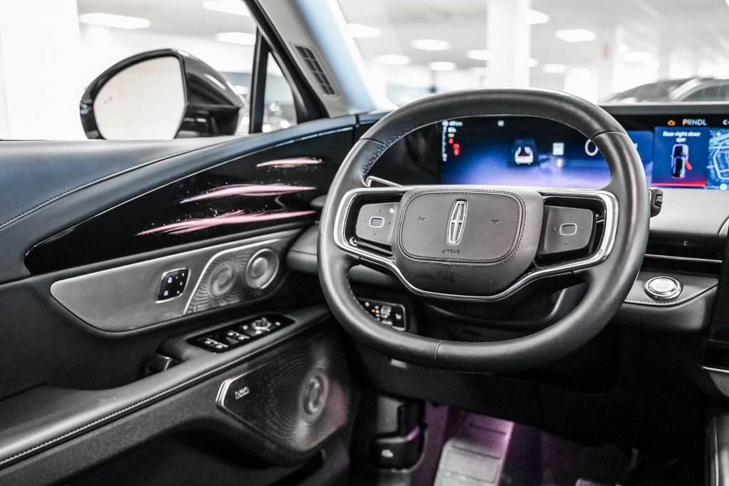 2026 Lincoln Nautilus in Brossard, Quebec - 39 - w1024h768px