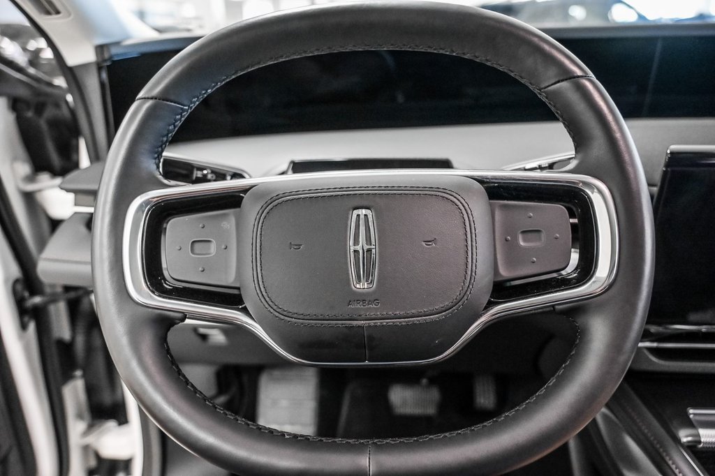 2026 Lincoln Nautilus in Brossard, Quebec - 26 - w1024h768px
