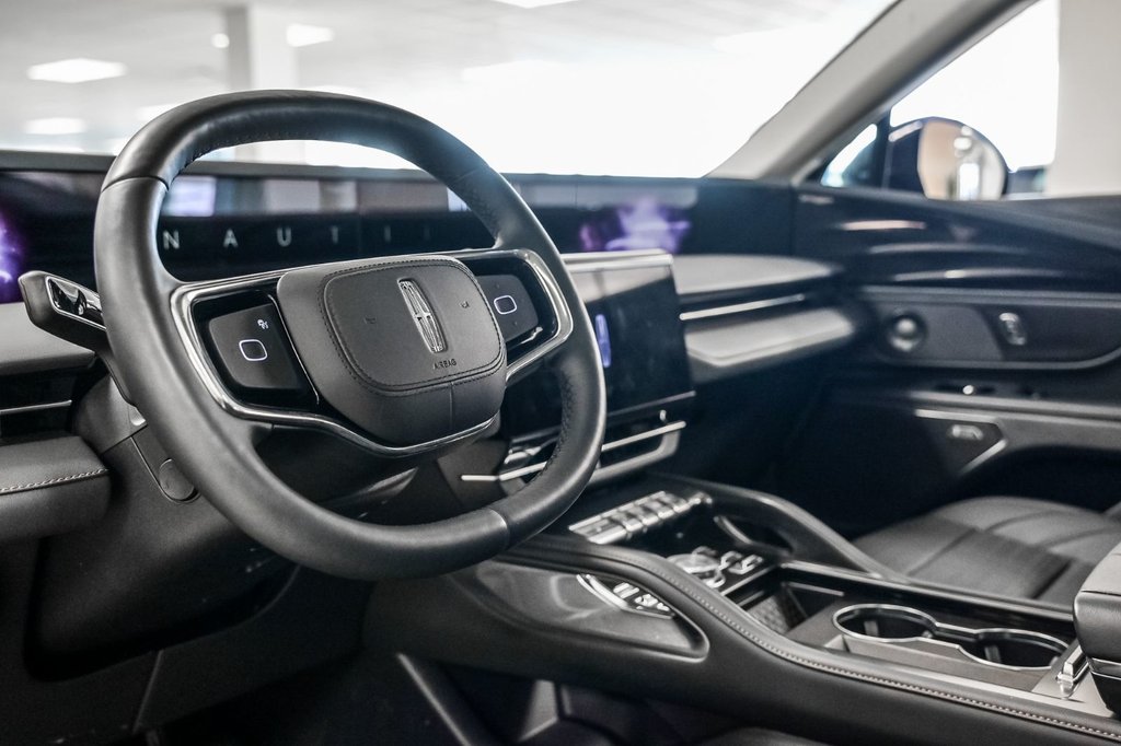 2026 Lincoln Nautilus in Brossard, Quebec - 22 - w1024h768px