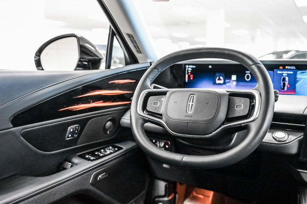2026 Lincoln Nautilus in Brossard, Quebec - 38 - w1024h768px