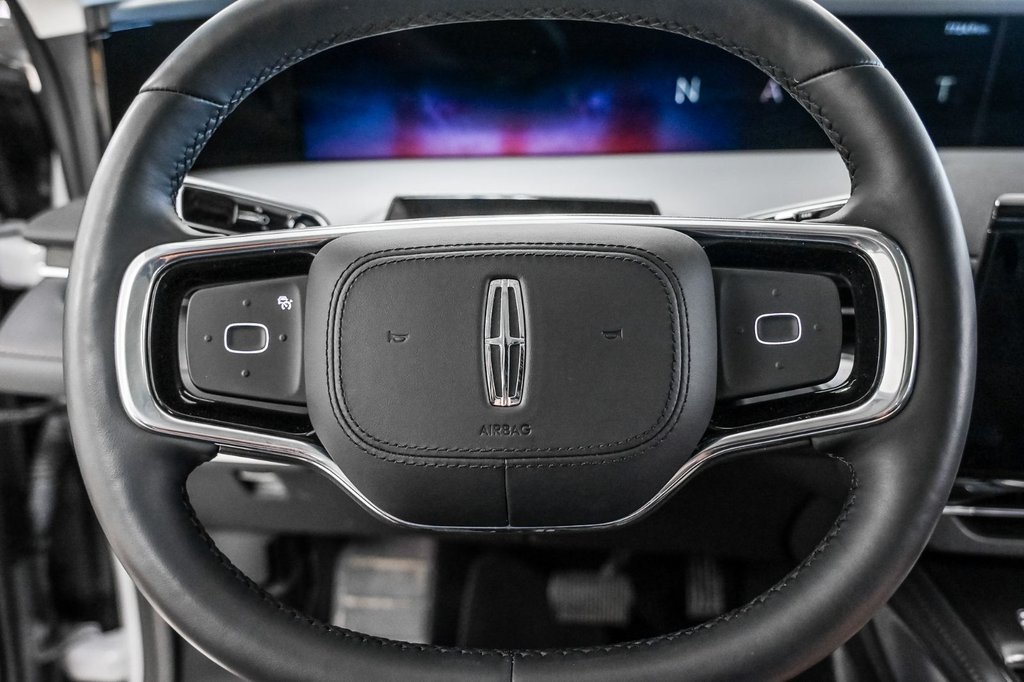 2026 Lincoln Nautilus in Brossard, Quebec - 25 - w1024h768px