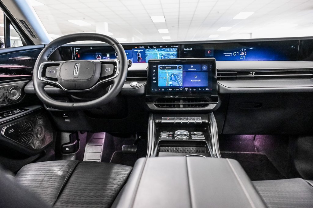 2026 Lincoln Nautilus in Brossard, Quebec - 13 - w1024h768px