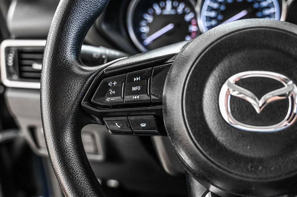 2021 Mazda CX-5 in Brossard, Quebec - 20 - w1024h768px