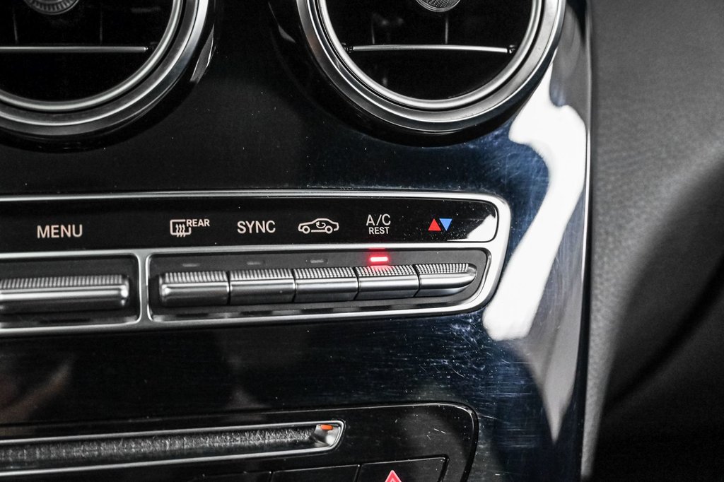 Mercedes-Benz GLC  2017 à Brossard, Québec - 28 - w1024h768px