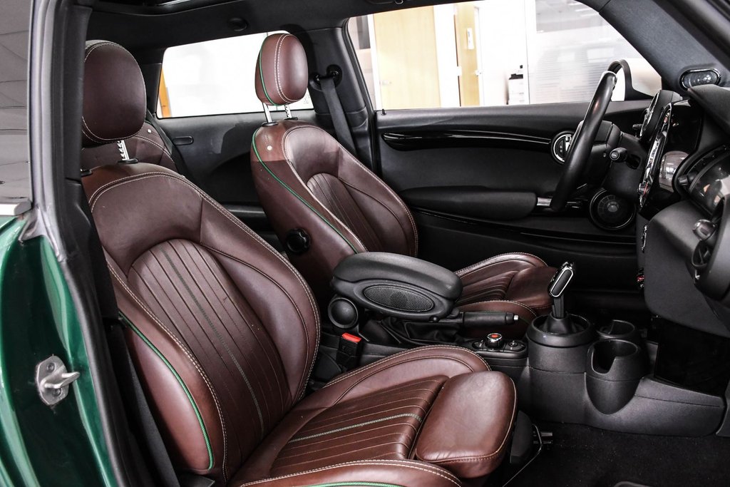2020 MINI 3 Door in Brossard, Quebec - 19 - w1024h768px