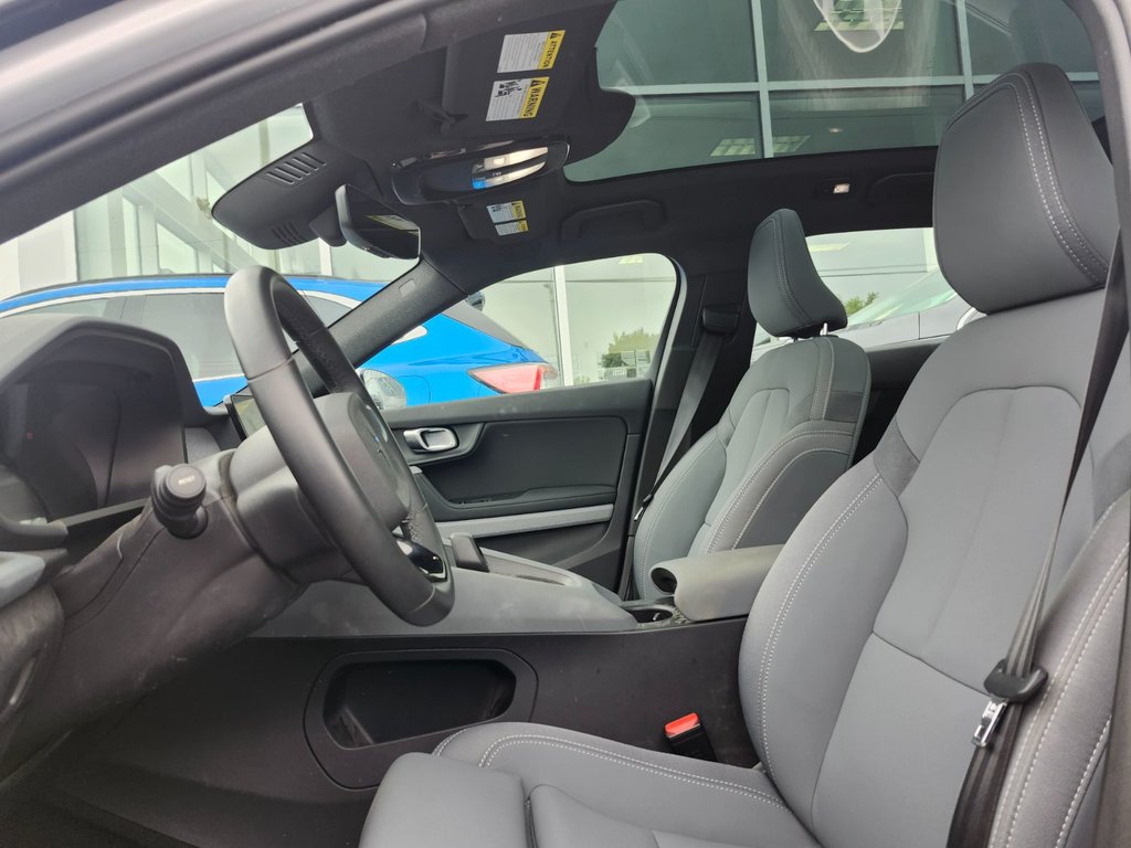 Polestar 2 JUSQU'A 443KM | TOIT PANO | HARMAN KARDON | 2023 à Brossard, Québec - 11 - w1024h768px