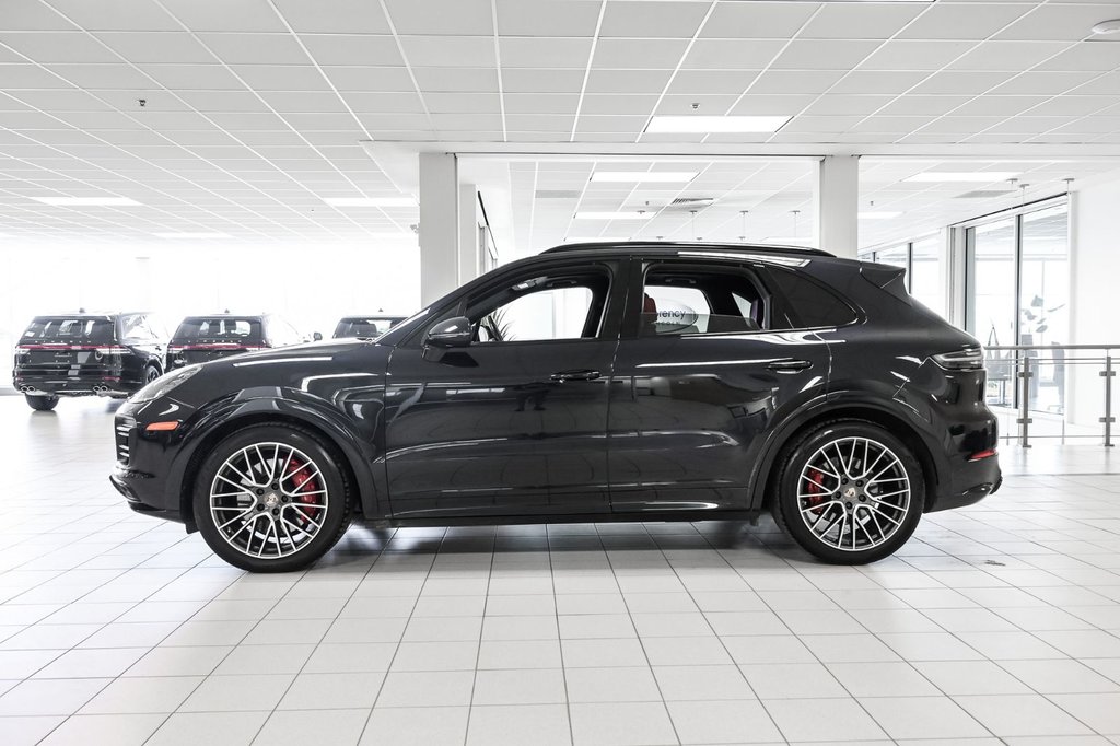 2021 Porsche Cayenne in Brossard, Quebec - 12 - w1024h768px