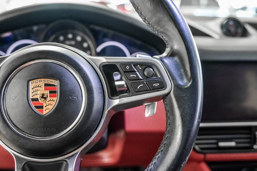 2021 Porsche Cayenne in Brossard, Quebec - 24 - w1024h768px