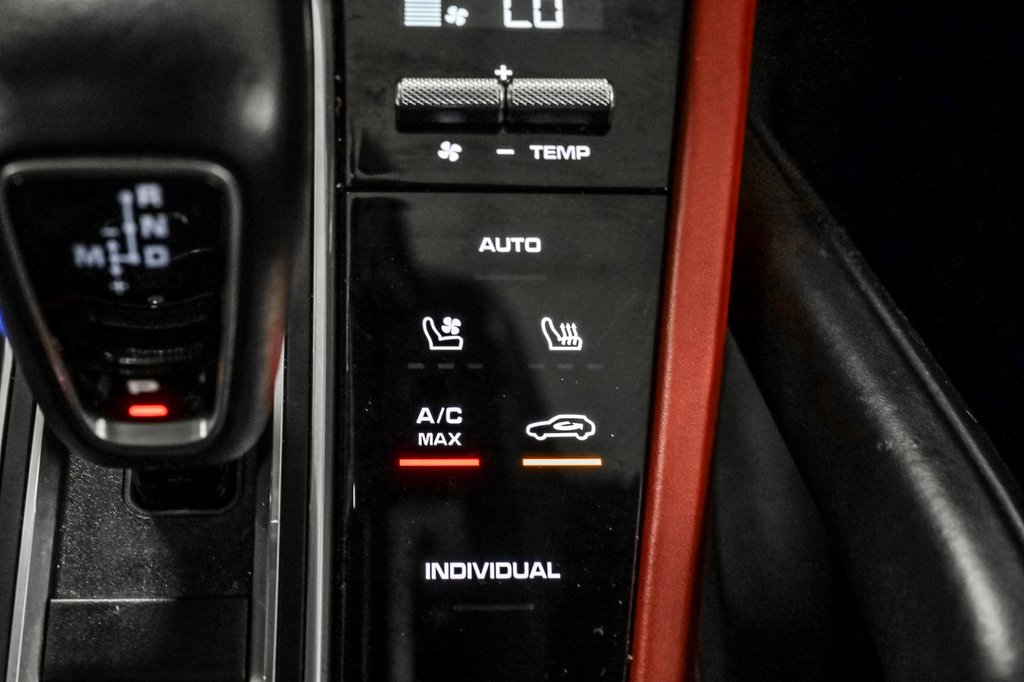 2021 Porsche Cayenne in Brossard, Quebec - 30 - w1024h768px