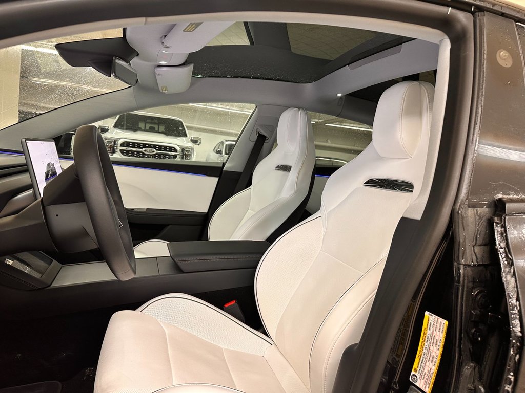 2024 Tesla Model 3 in Brossard, Quebec - 7 - w1024h768px