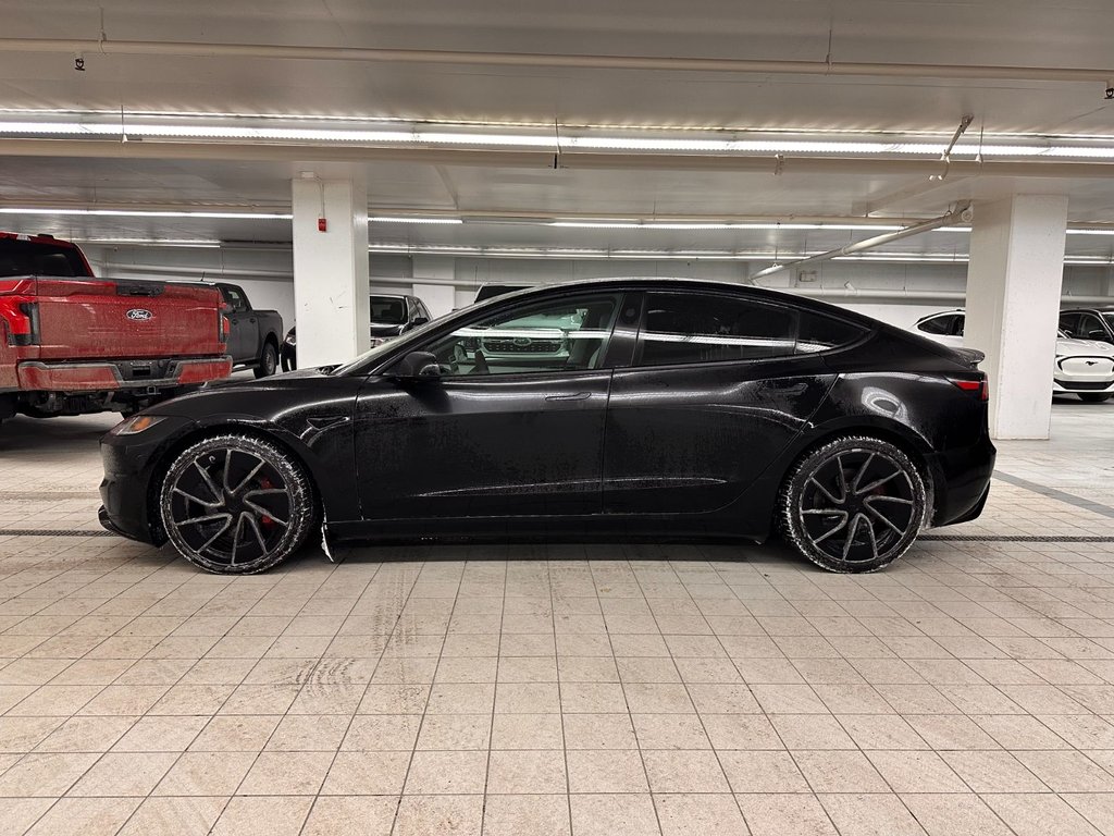 2024 Tesla Model 3 in Brossard, Quebec - 5 - w1024h768px