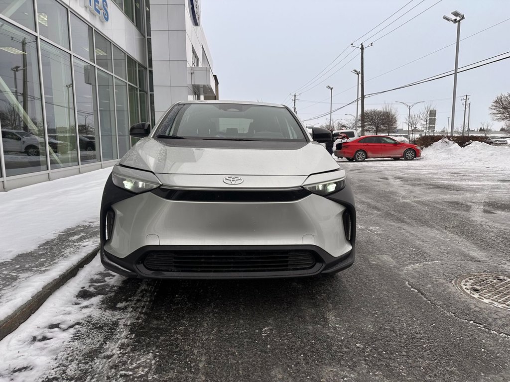 2024 Toyota bZ4X LE | SIÈGES / VOLANT CHAUFFANTS | HAYON ÉLECTRIQUE in Brossard, Quebec - 1 - w1024h768px