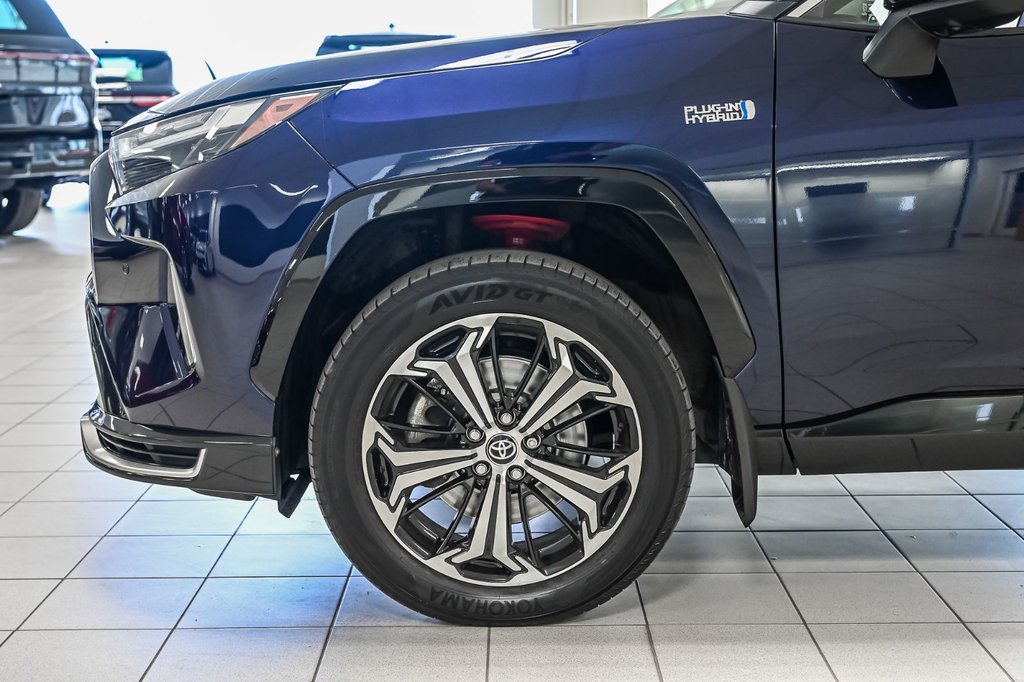 Toyota RAV4 Prime  2023 à Brossard, Québec - 16 - w1024h768px