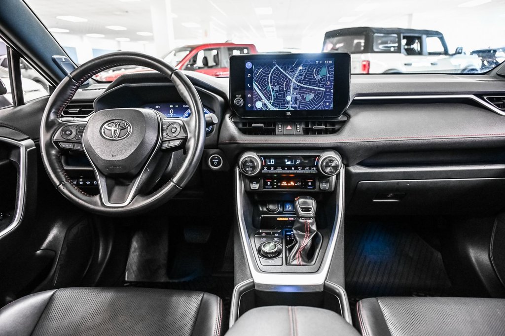 Toyota RAV4 Prime  2023 à Brossard, Québec - 37 - w1024h768px
