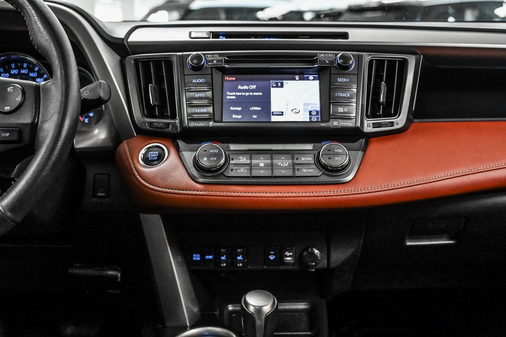 2015 Toyota RAV4 in Brossard, Quebec - 36 - w1024h768px
