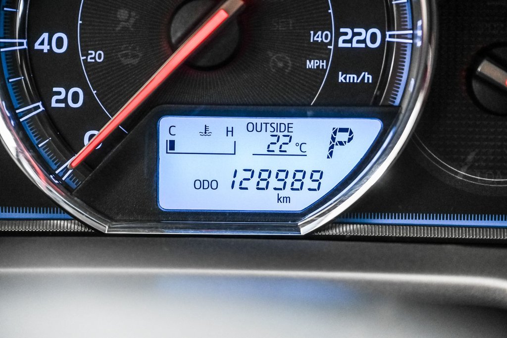 2015 Toyota RAV4 in Brossard, Quebec - 27 - w1024h768px