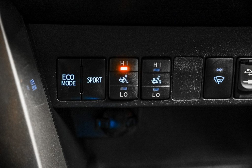 2015 Toyota RAV4 in Brossard, Quebec - 28 - w1024h768px