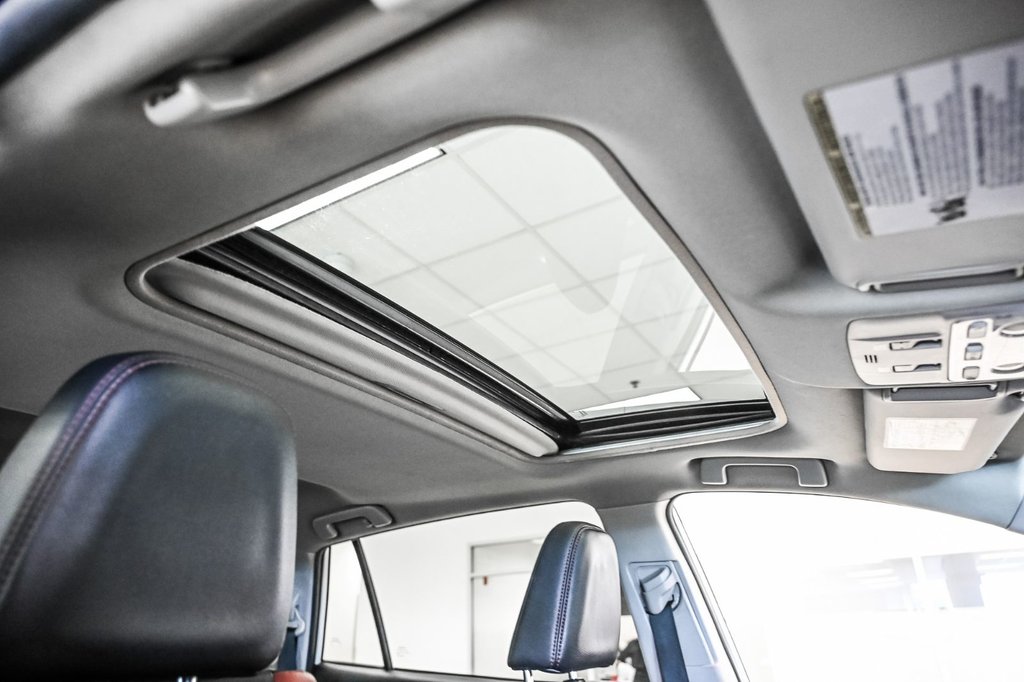 2015 Toyota RAV4 in Brossard, Quebec - 40 - w1024h768px