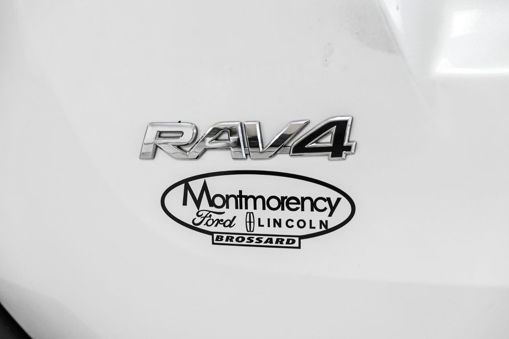 2015 Toyota RAV4 in Brossard, Quebec - 16 - w1024h768px