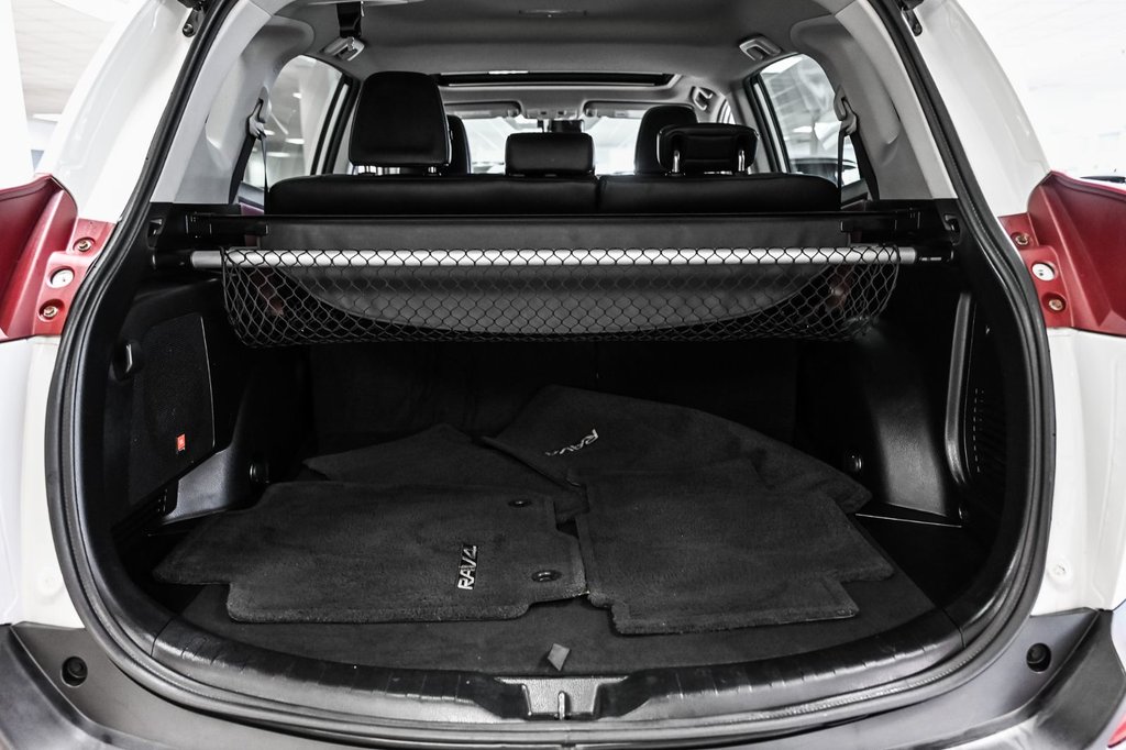 2015 Toyota RAV4 in Brossard, Quebec - 18 - w1024h768px