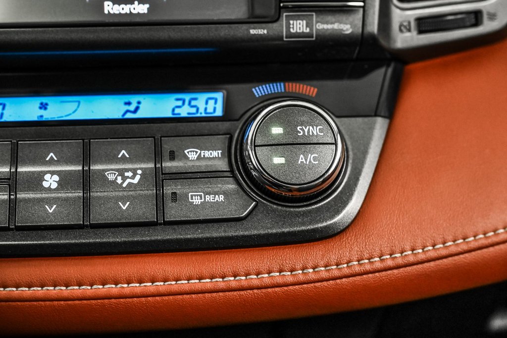 2015 Toyota RAV4 in Brossard, Quebec - 30 - w1024h768px