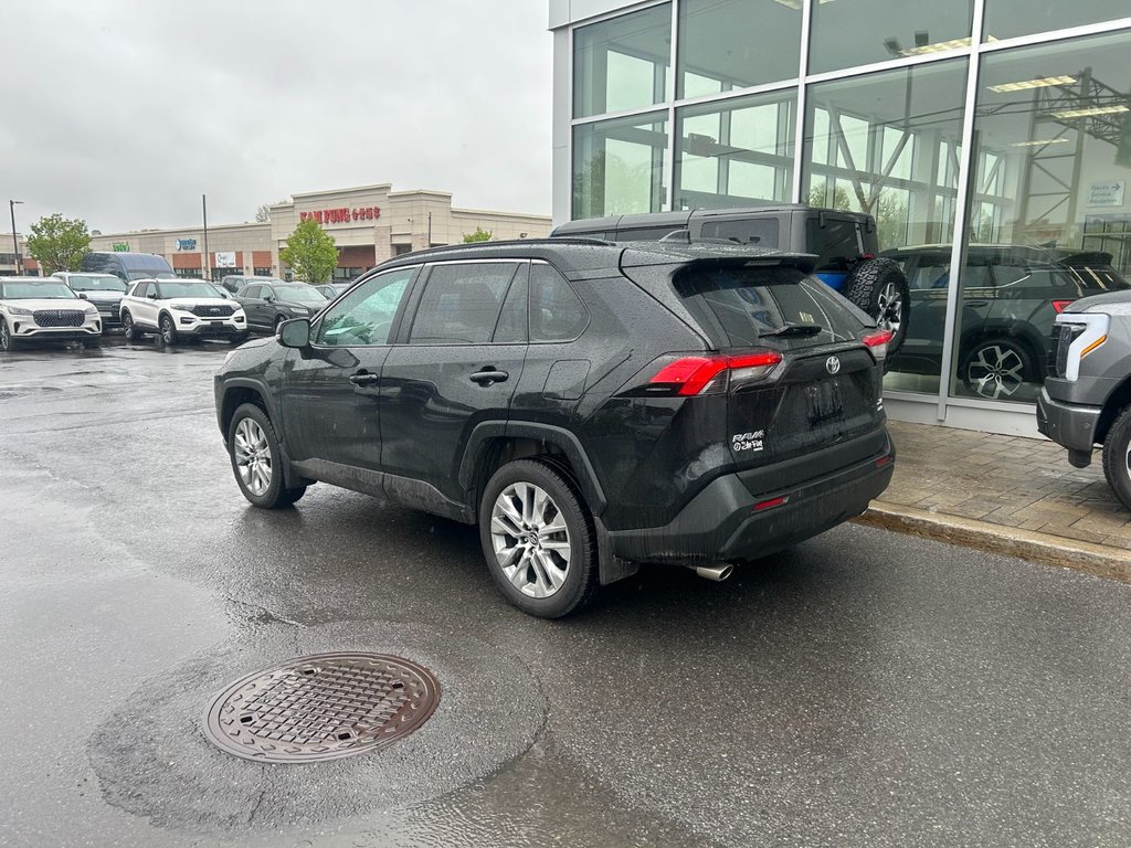 2019 Toyota RAV4 in Brossard, Quebec - 7 - w1024h768px