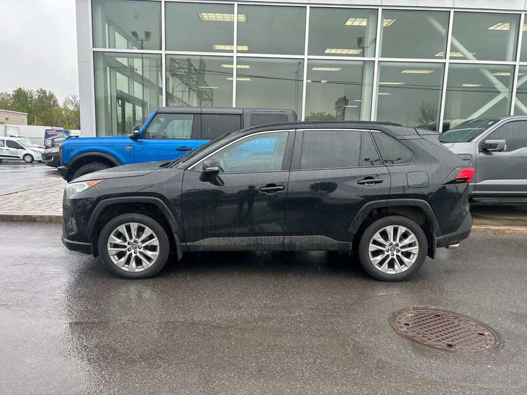 2019 Toyota RAV4 in Brossard, Quebec - 5 - w1024h768px