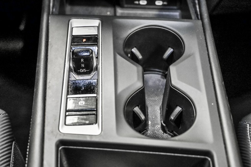 Volkswagen Atlas Cross Sport  2024 à Brossard, Québec - 32 - w1024h768px