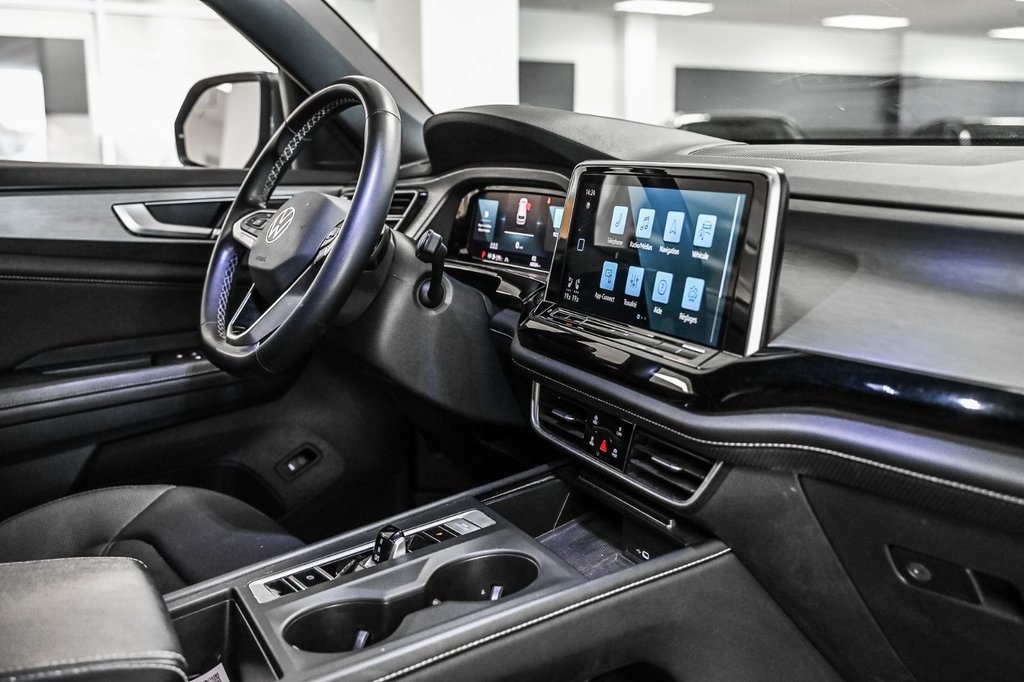 Volkswagen Atlas Cross Sport  2024 à Brossard, Québec - 33 - w1024h768px