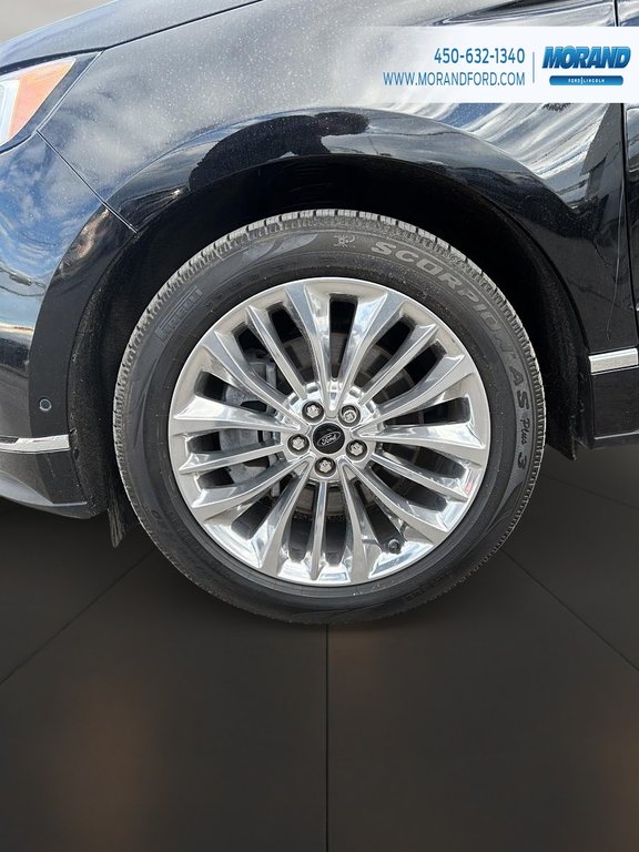 2022 Ford Edge Titanium in Sainte-Catherine, Quebec - 9 - w1024h768px