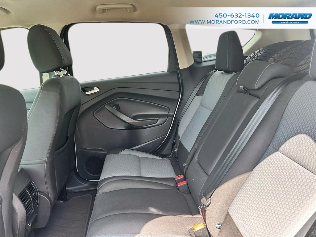 2017 Ford Escape SE in Sainte-Catherine, Quebec - 10 - w1024h768px