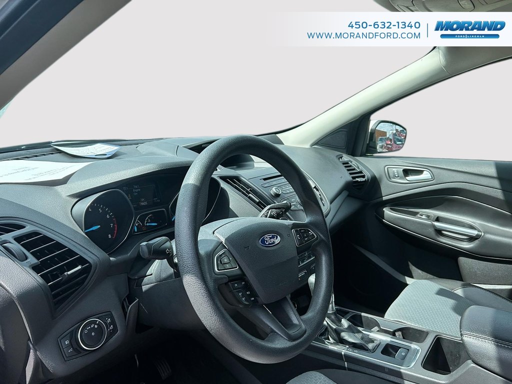 2017 Ford Escape SE in Sainte-Catherine, Quebec - 12 - w1024h768px