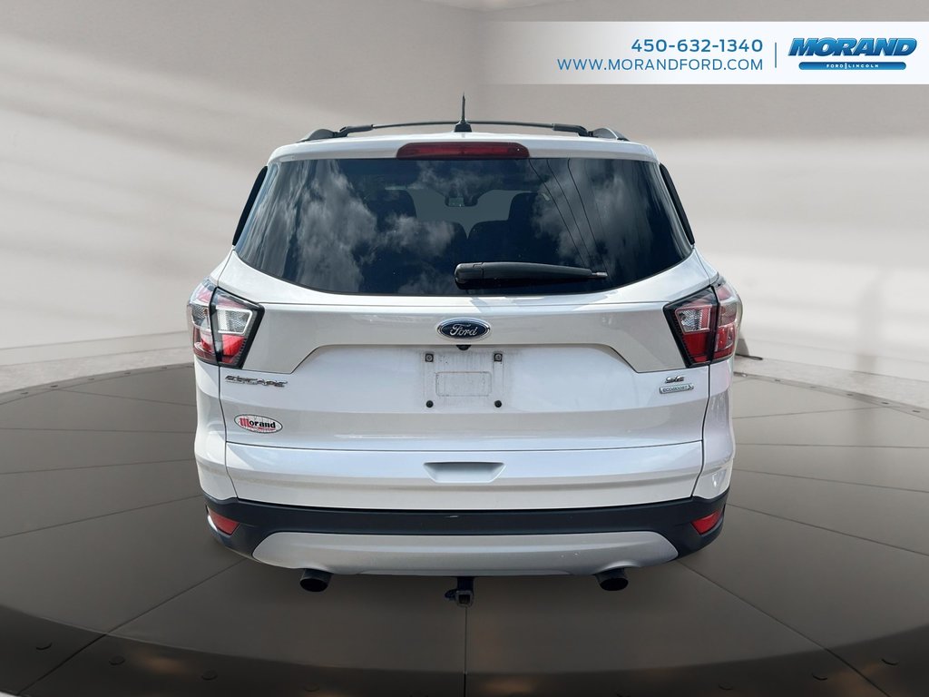 2017 Ford Escape SE in Sainte-Catherine, Quebec - 4 - w1024h768px