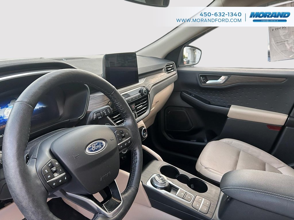 Ford Escape Titanium 2020 à Sainte-Catherine, Québec - 14 - w1024h768px