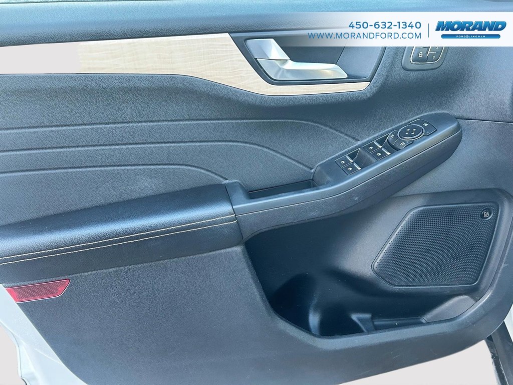 Ford Escape Titanium Plug-In Hybrid 2022 à Sainte-Catherine, Québec - 12 - w1024h768px