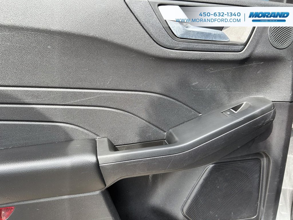 Ford Escape Titanium 2022 à Sainte-Catherine, Québec - 11 - w1024h768px