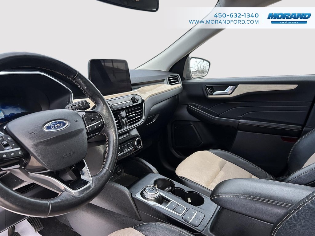 Ford Escape Titanium 2022 à Sainte-Catherine, Québec - 14 - w1024h768px