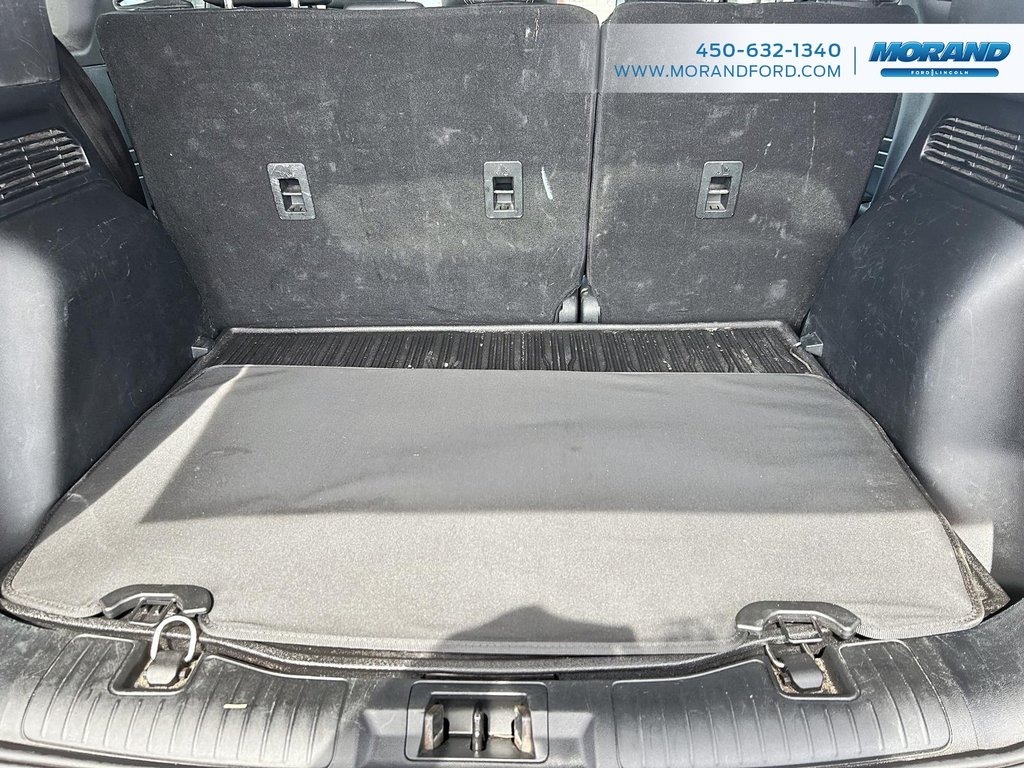 Ford Escape Titanium 2022 à Sainte-Catherine, Québec - 10 - w1024h768px