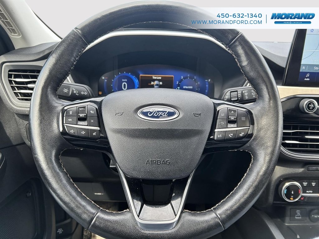 Ford Escape Titanium 2022 à Sainte-Catherine, Québec - 17 - w1024h768px