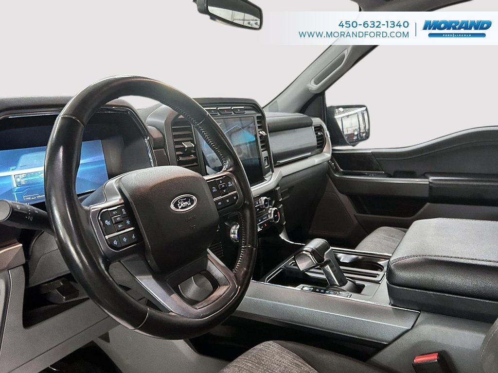 2023 Ford F-150 Lightning in Sainte-Catherine, Quebec - 14 - w1024h768px