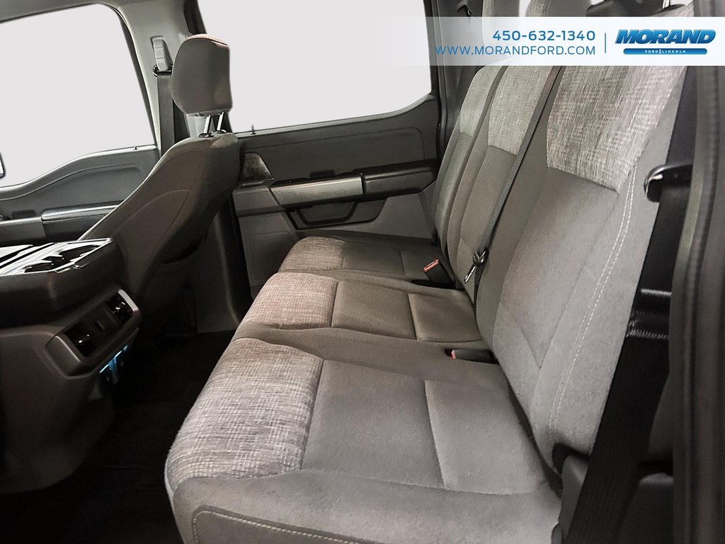 2023 Ford F-150 Lightning in Sainte-Catherine, Quebec - 12 - w1024h768px