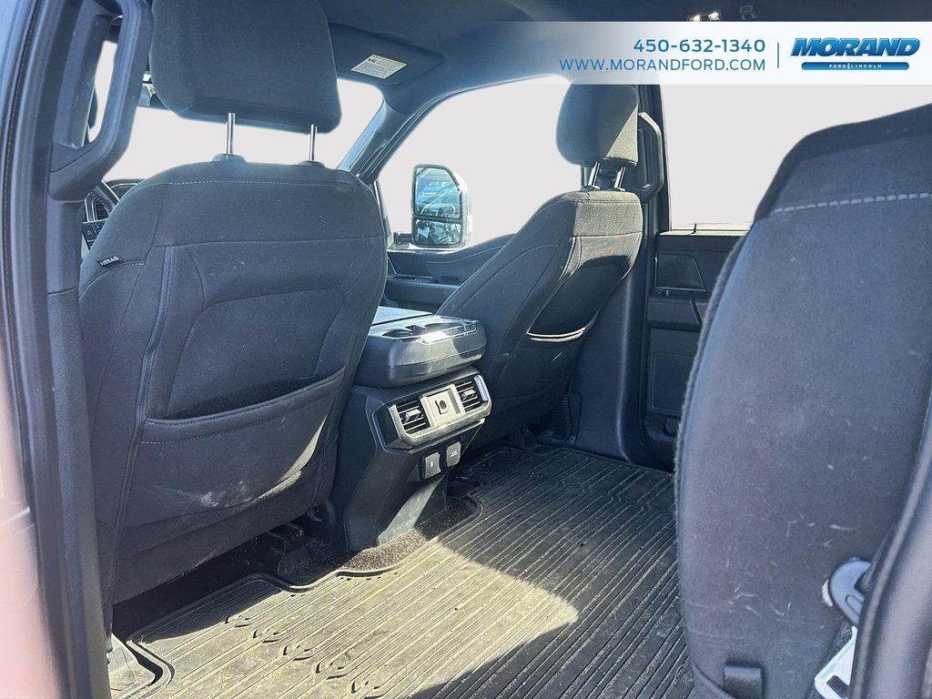 Ford F-150 XLT 2022 à Sainte-Catherine, Québec - 10 - w1024h768px