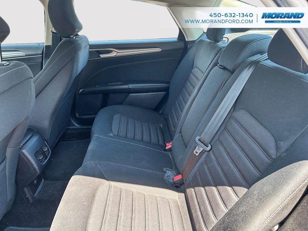 2018 Ford Fusion SE in Sainte-Catherine, Quebec - 9 - w1024h768px
