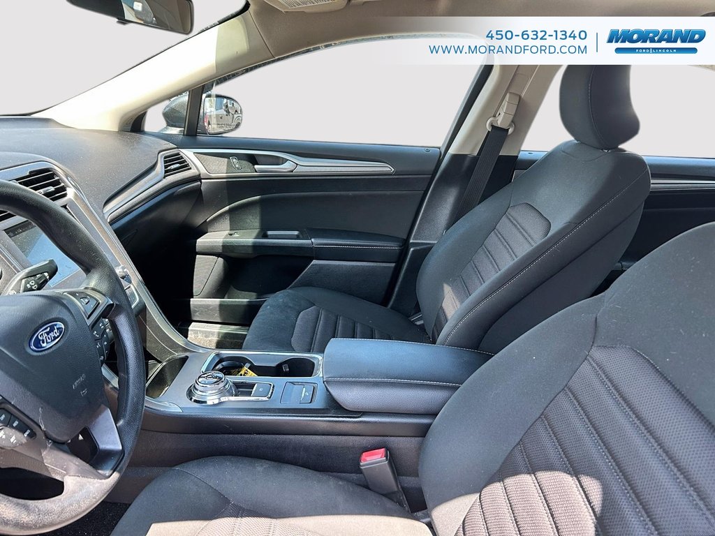 2018 Ford Fusion SE in Sainte-Catherine, Quebec - 12 - w1024h768px