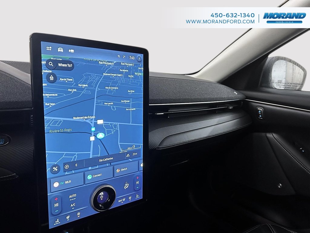 2021 Ford Mustang Mach-E Premium in Sainte-Catherine, Quebec - 19 - w1024h768px