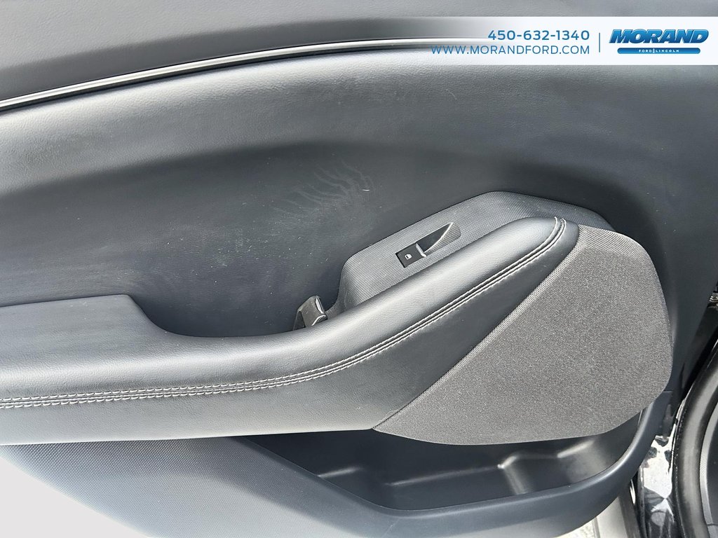 2023 Ford Mustang Mach-E Select in Sainte-Catherine, Quebec - 11 - w1024h768px